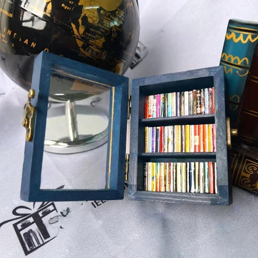 Ръчно изработена миниатюрна етажерка за книги, облекчаваща безпокойството